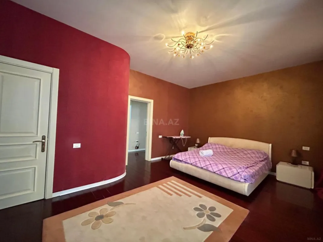 Kirayə verilir 3 otaqlı mənzil 170 m²