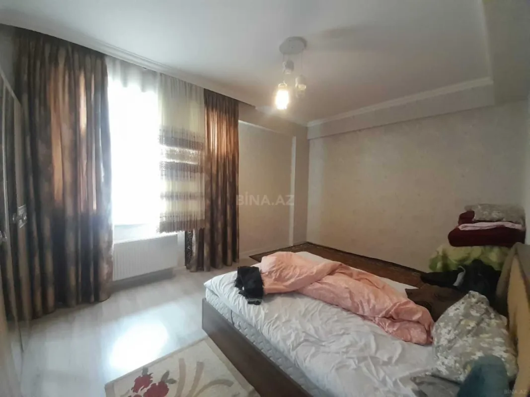 Satılır 3 otaqlı mənzil 120 m²