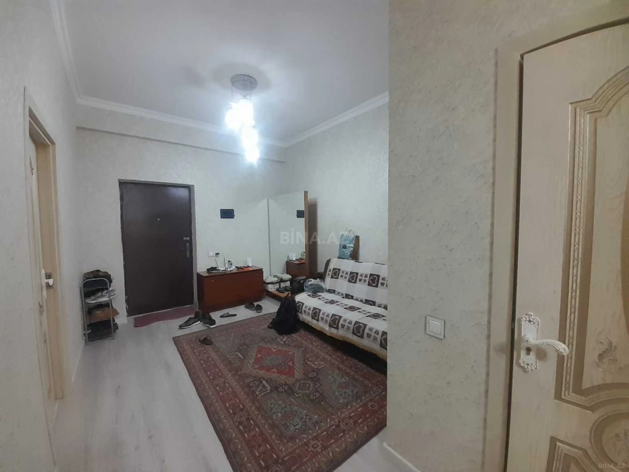 Satılır 3 otaqlı mənzil 120 m²