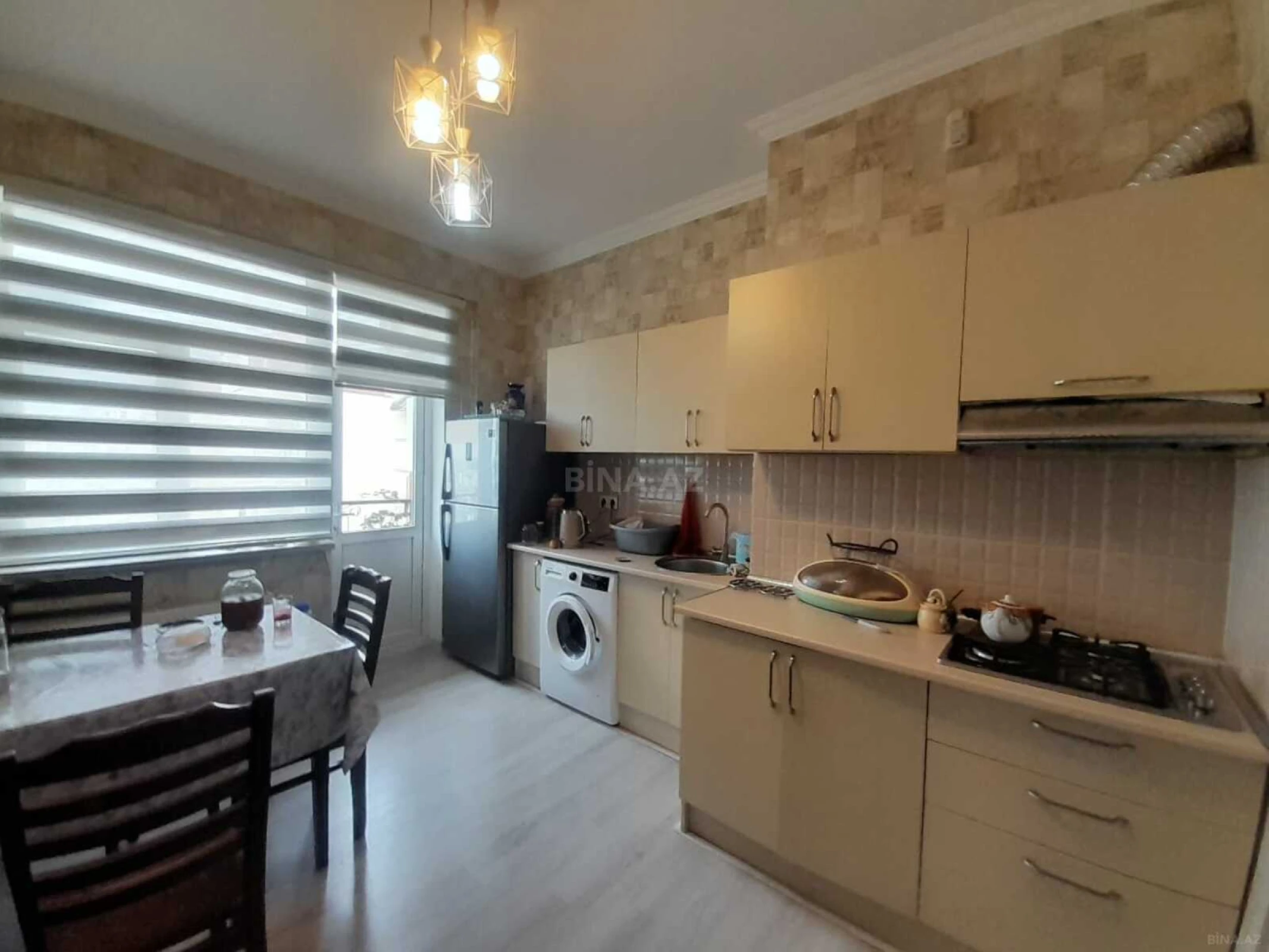 Satılır 3 otaqlı mənzil 120 m²