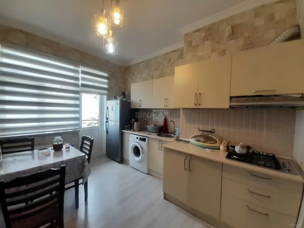 Satılır 3 otaqlı mənzil 120 m²
