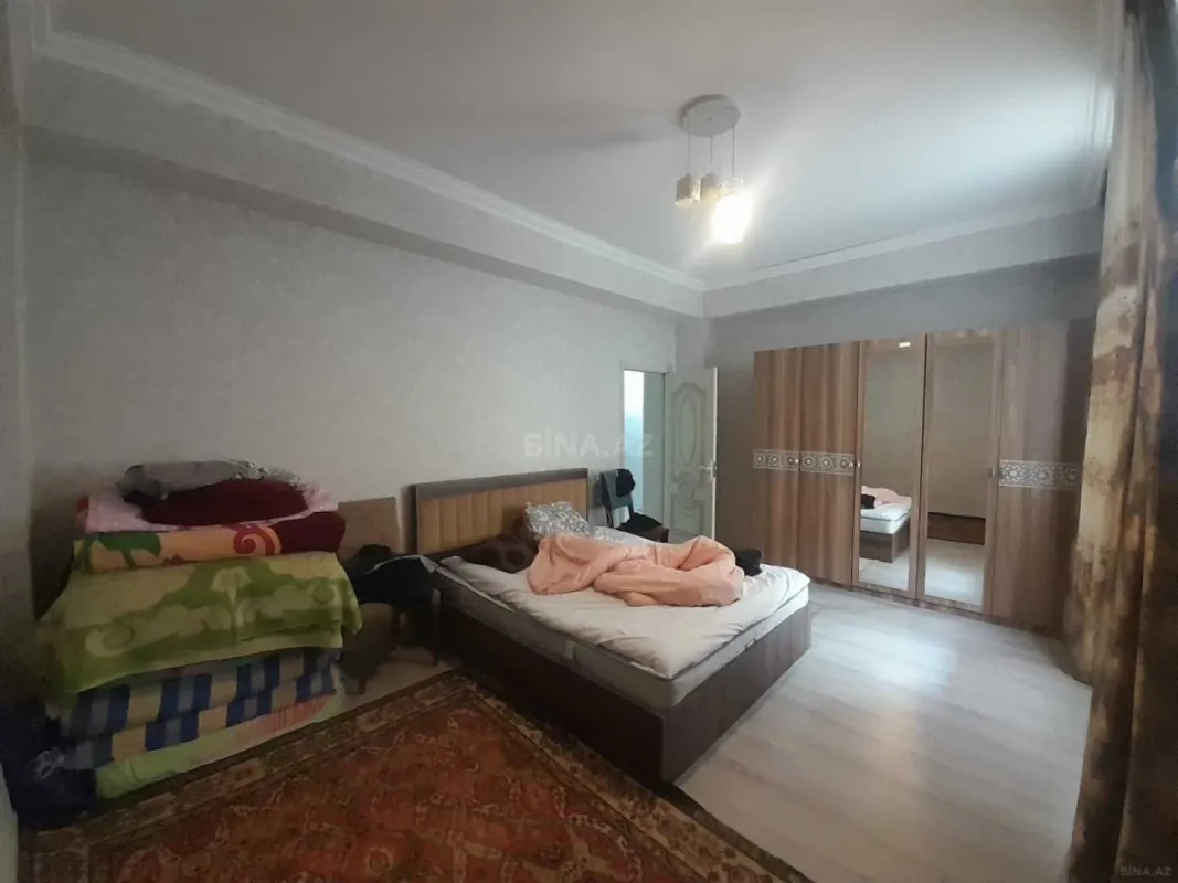 Satılır 3 otaqlı mənzil 120 m²