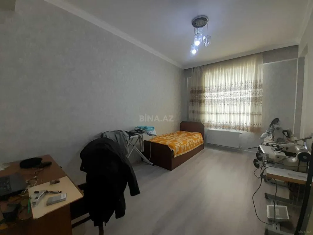 Satılır 3 otaqlı mənzil 120 m²