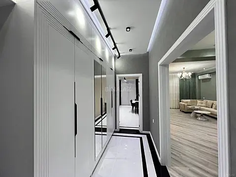 Kirayə verilir 3 otaqlı mənzil 150 m²