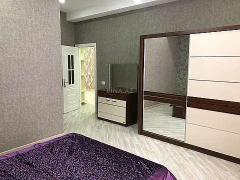 Satılır 3 otaqlı mənzil 144 m²