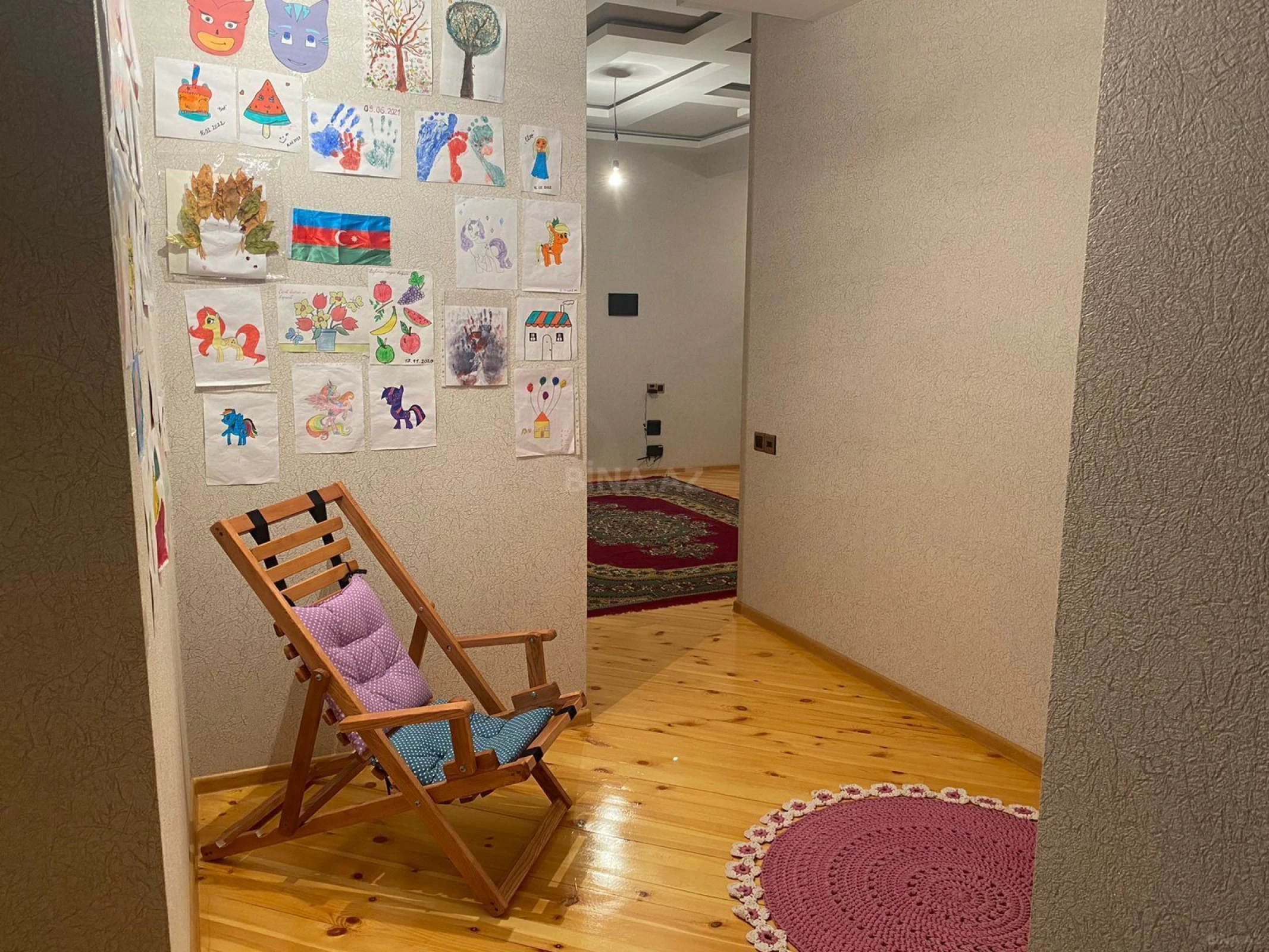 Satılır 2 otaqlı mənzil 101 m²