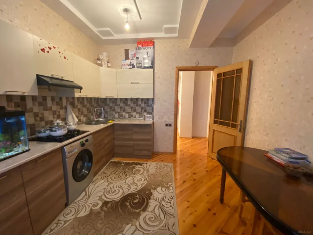 Satılır 2 otaqlı mənzil 101 m²