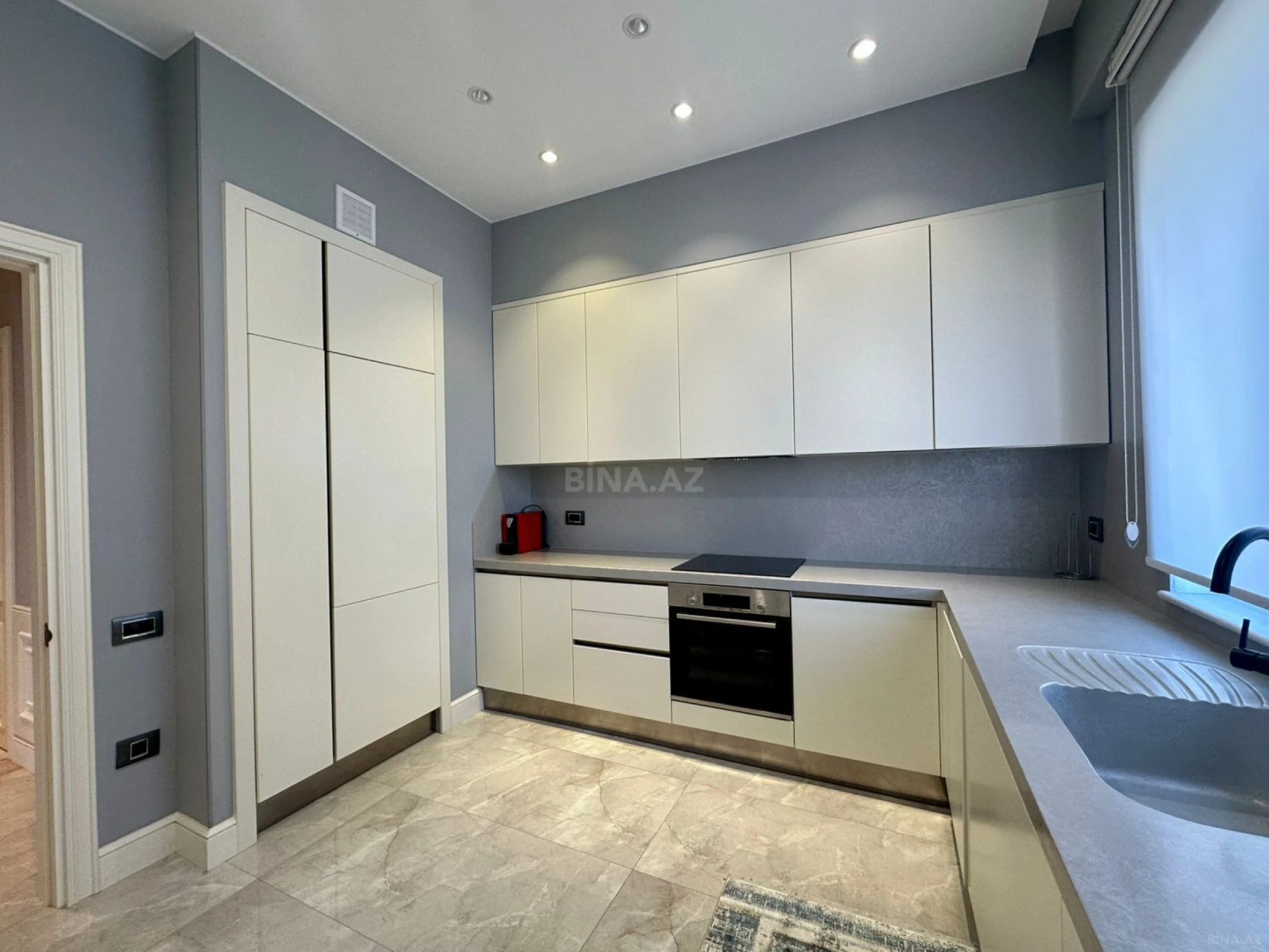 Satılır 3 otaqlı mənzil 120 m²