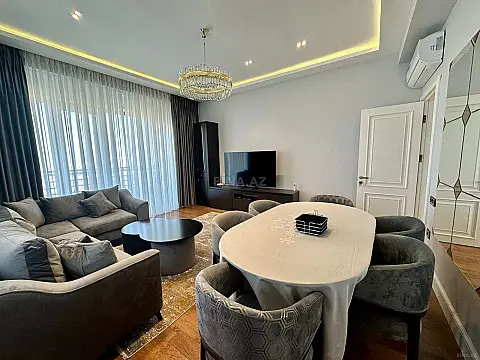 Satılır 3 otaqlı mənzil 120 m²