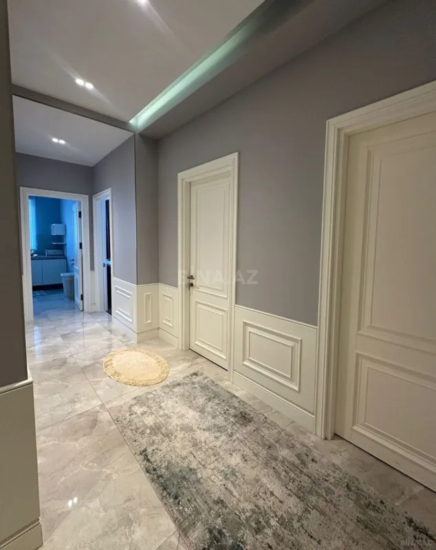 Satılır 3 otaqlı mənzil 120 m²