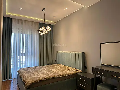 Satılır 3 otaqlı mənzil 120 m²