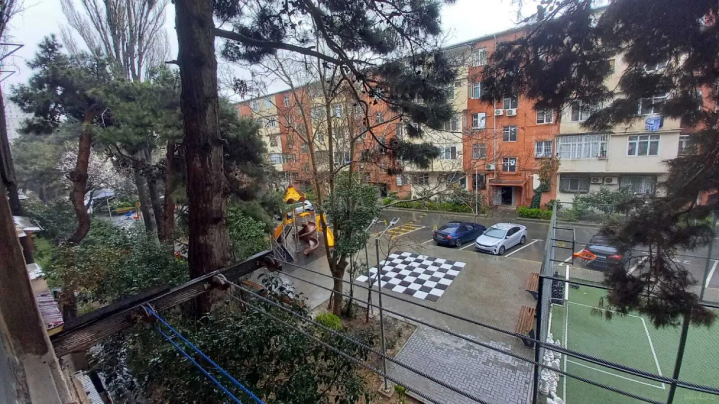 Kirayə verilir 3 otaqlı mənzil 75 m²