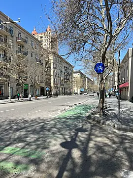 Kirayə verilir obyekt 125 m² — Bakı 125.00 m²