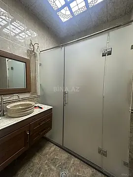 Satılır 2 otaqlı mənzil 92 m²