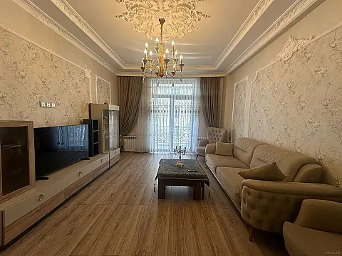 Satılır 2 otaqlı mənzil 92 m² — Bakı 2 otaq 92.00 m²