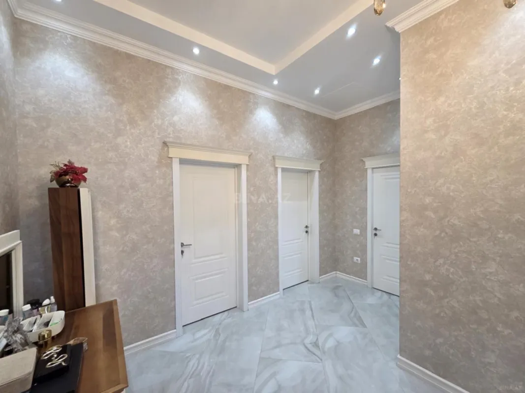 Kirayə verilir 4 otaqlı həyət evi 290 m²