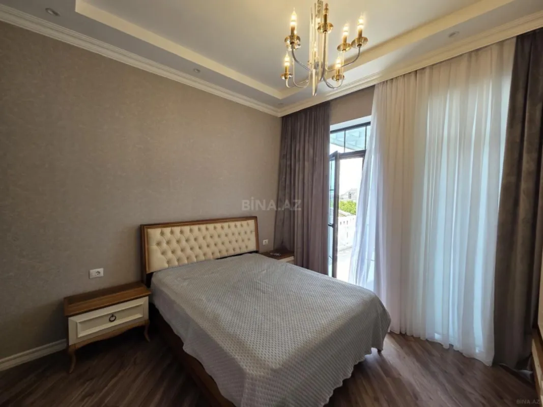 Kirayə verilir 4 otaqlı həyət evi 290 m²
