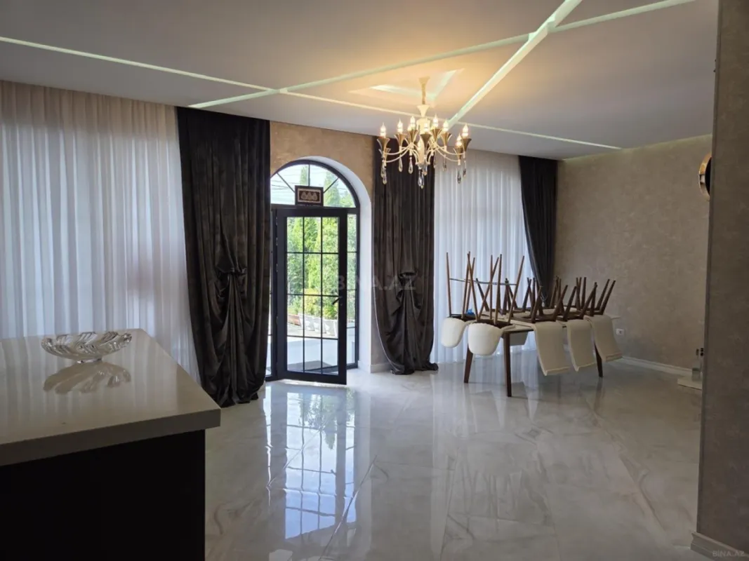 Kirayə verilir 4 otaqlı həyət evi 290 m²