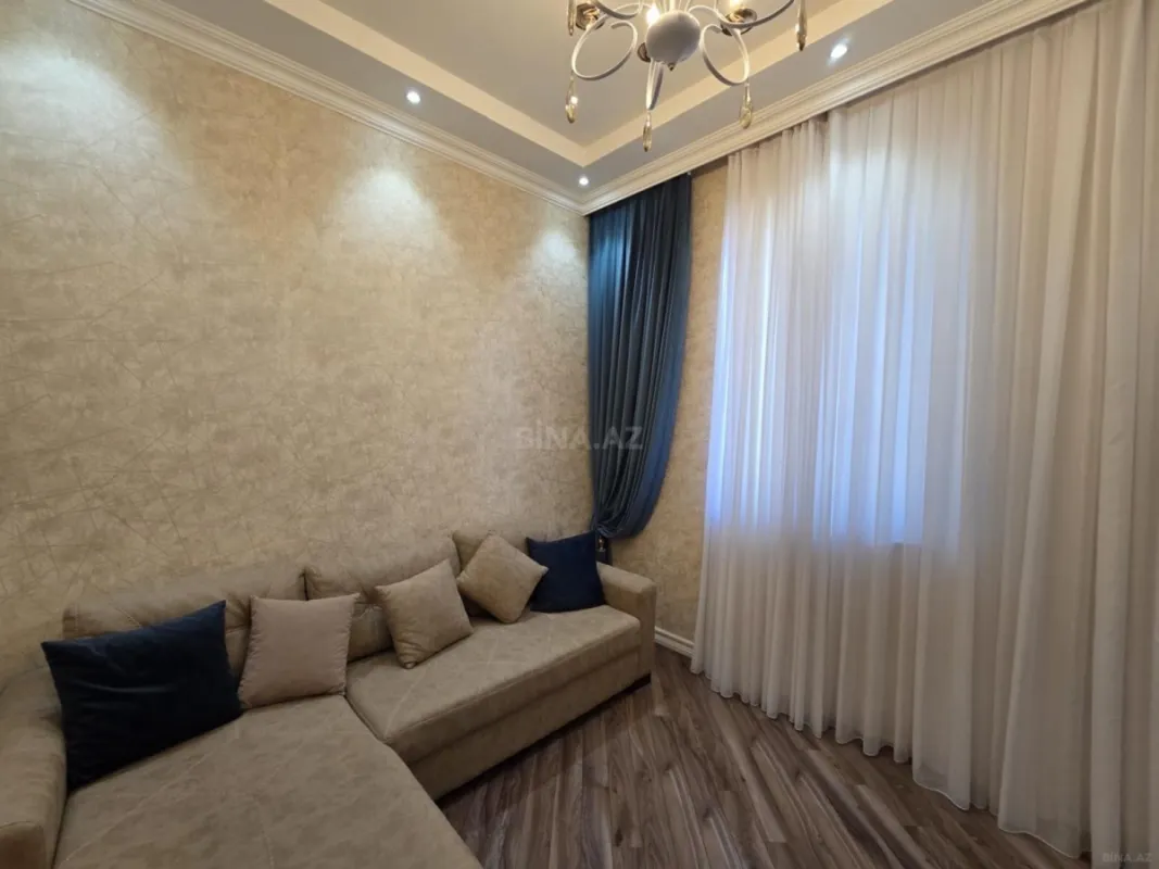 Kirayə verilir 4 otaqlı həyət evi 290 m²