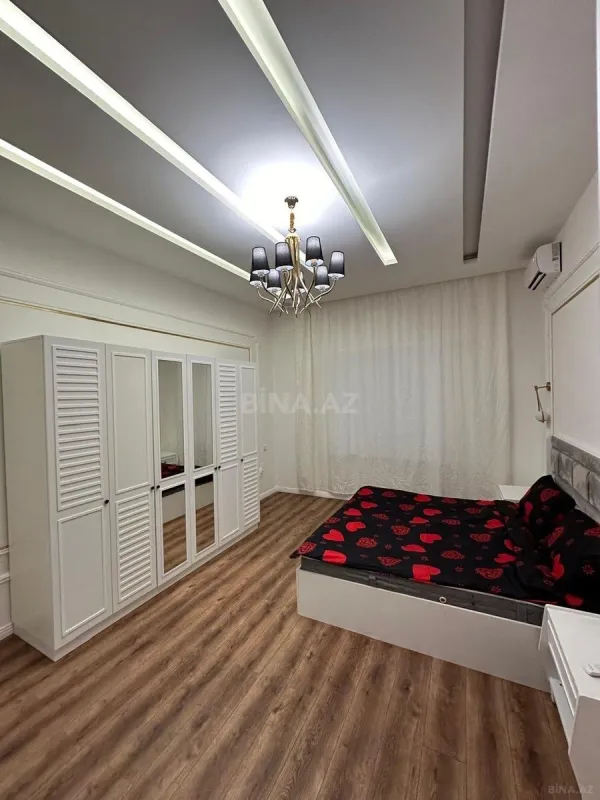 Kirayə verilir 4 otaqlı həyət evi 250 m²