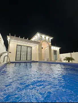 Kirayə verilir 4 otaqlı həyət evi 250 m² — Bakı, Mərdəkan 4 otaq 250.00 m²