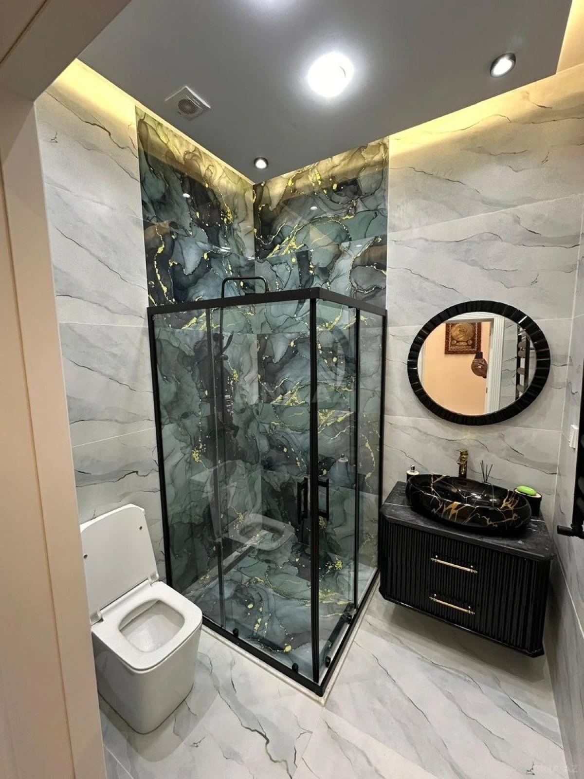 Kirayə verilir 4 otaqlı həyət evi 250 m²