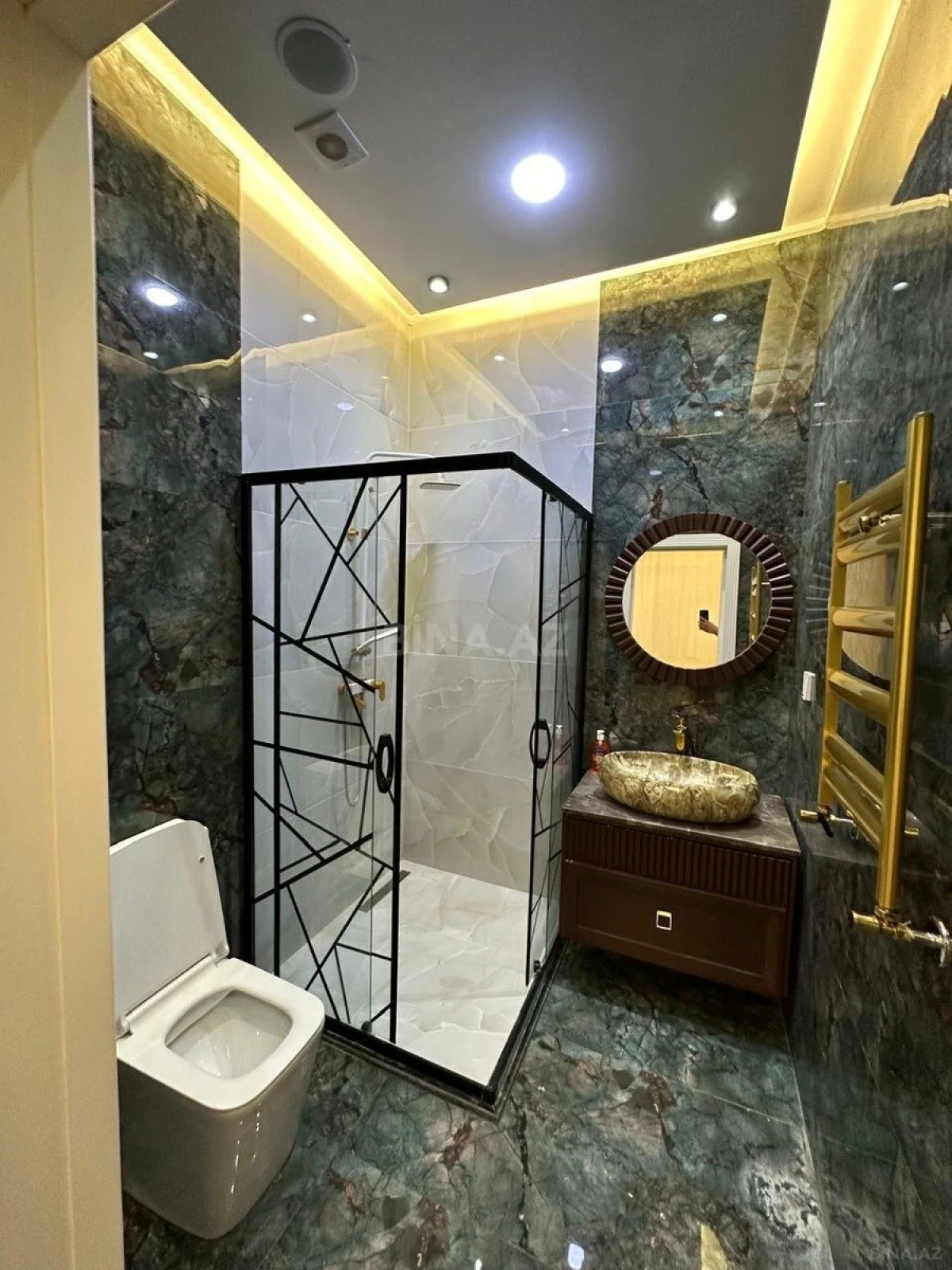 Kirayə verilir 4 otaqlı həyət evi 250 m²