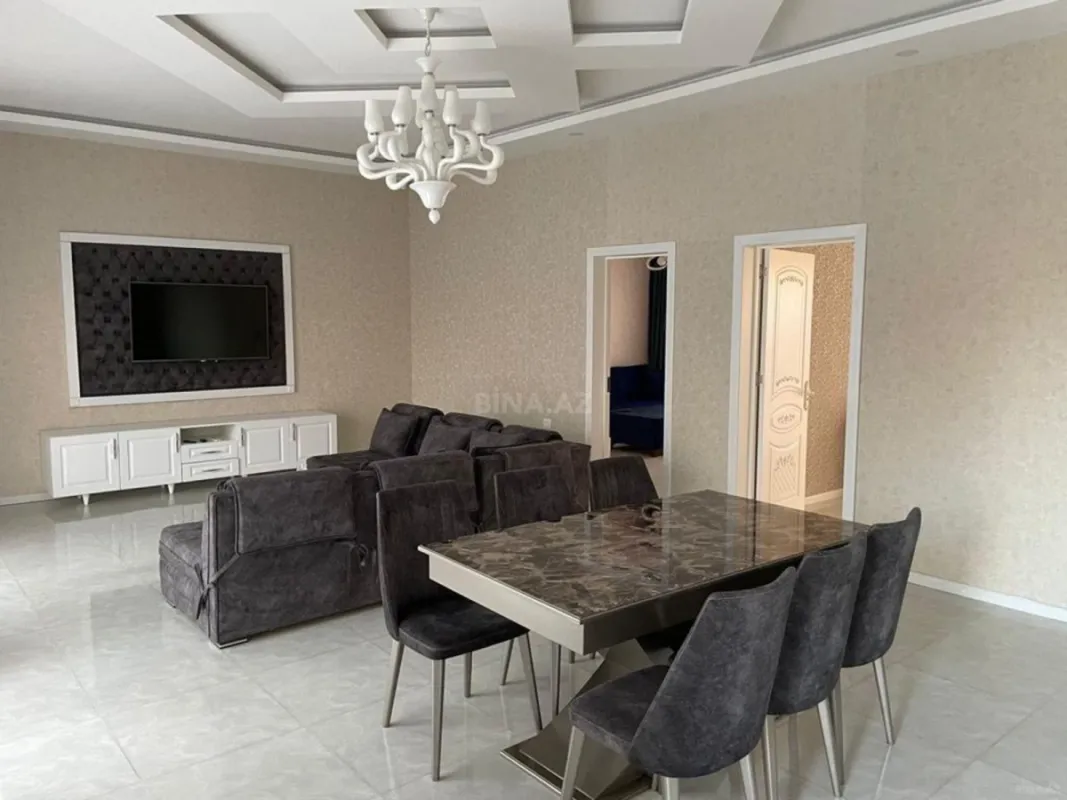 Kirayə verilir 4 otaqlı həyət evi 290 m²