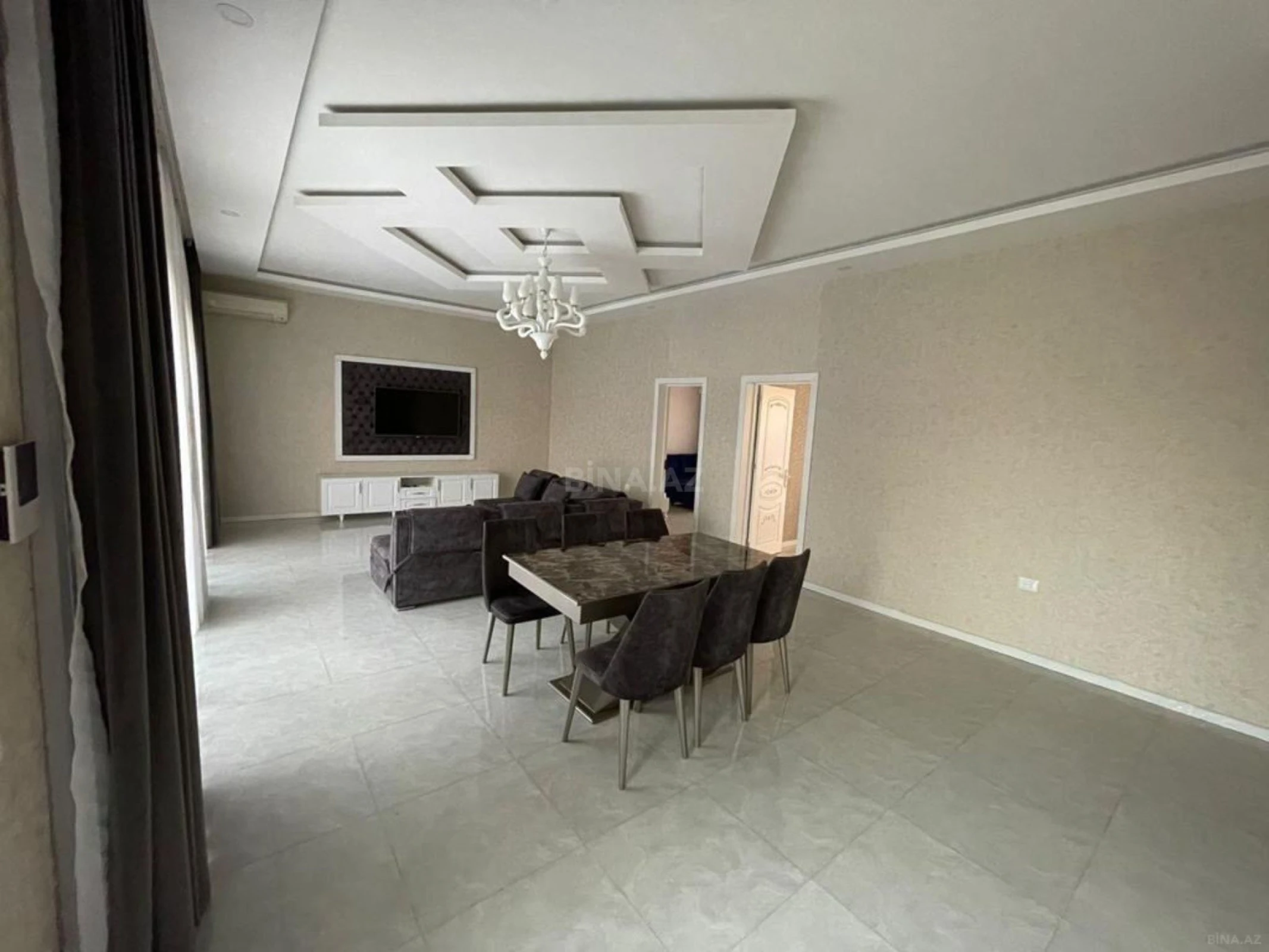 Kirayə verilir 4 otaqlı həyət evi 290 m²