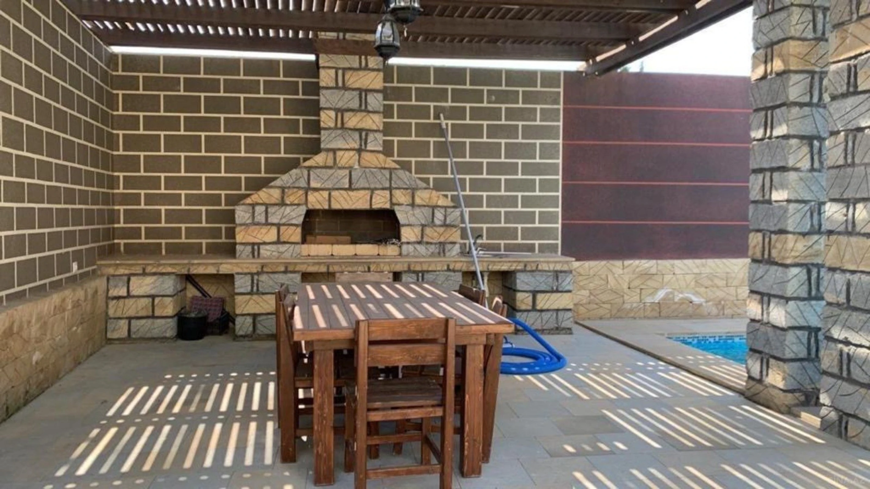 Kirayə verilir 4 otaqlı həyət evi 290 m²