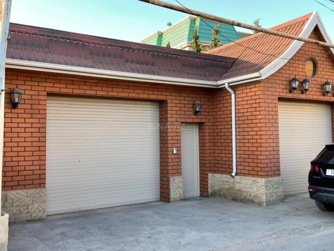 Kirayə verilir 4 otaqlı həyət evi 290 m²