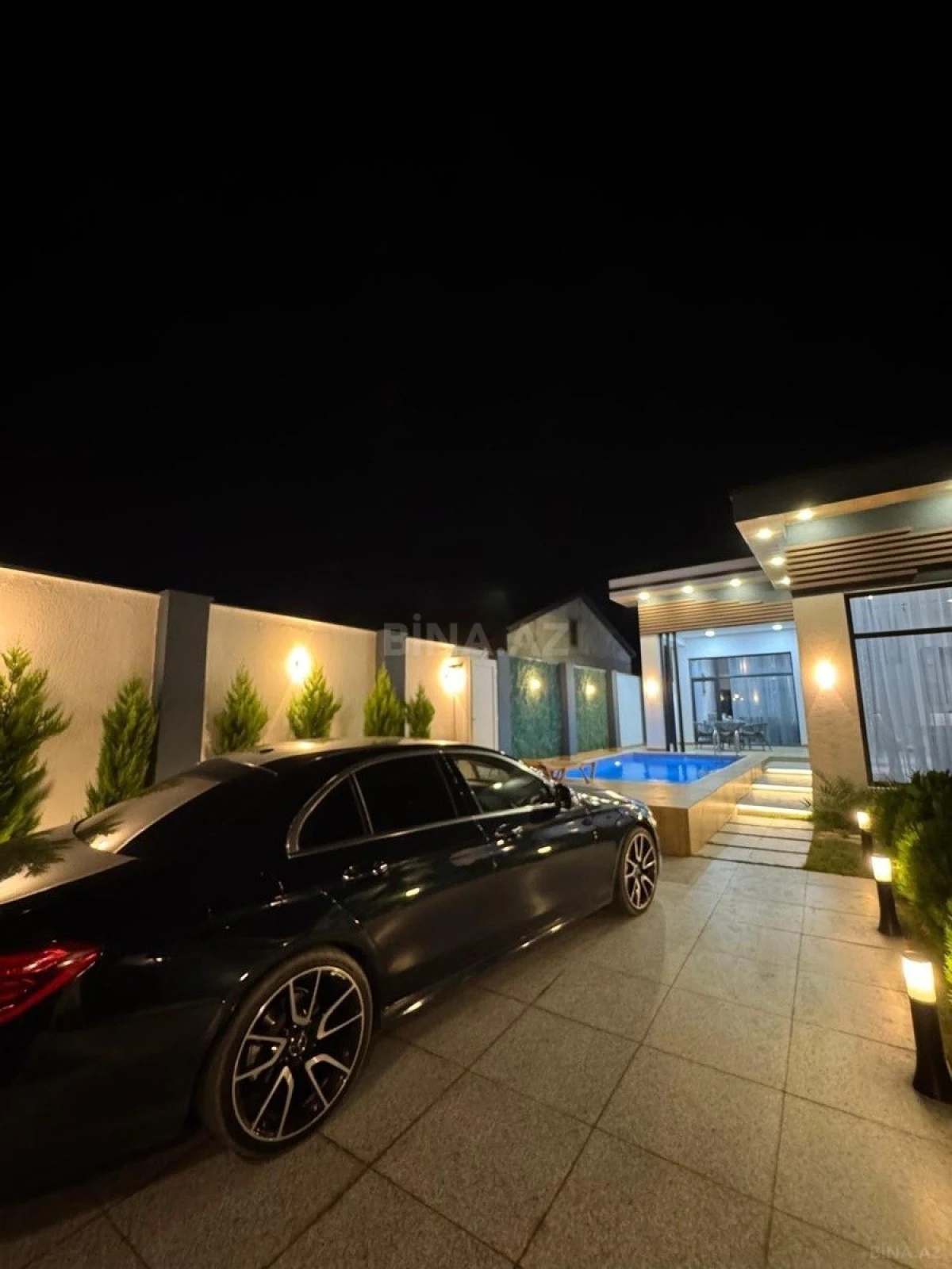 Kirayə verilir 4 otaqlı həyət evi 240 m²