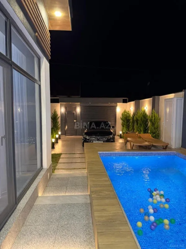Kirayə verilir 4 otaqlı həyət evi 240 m²