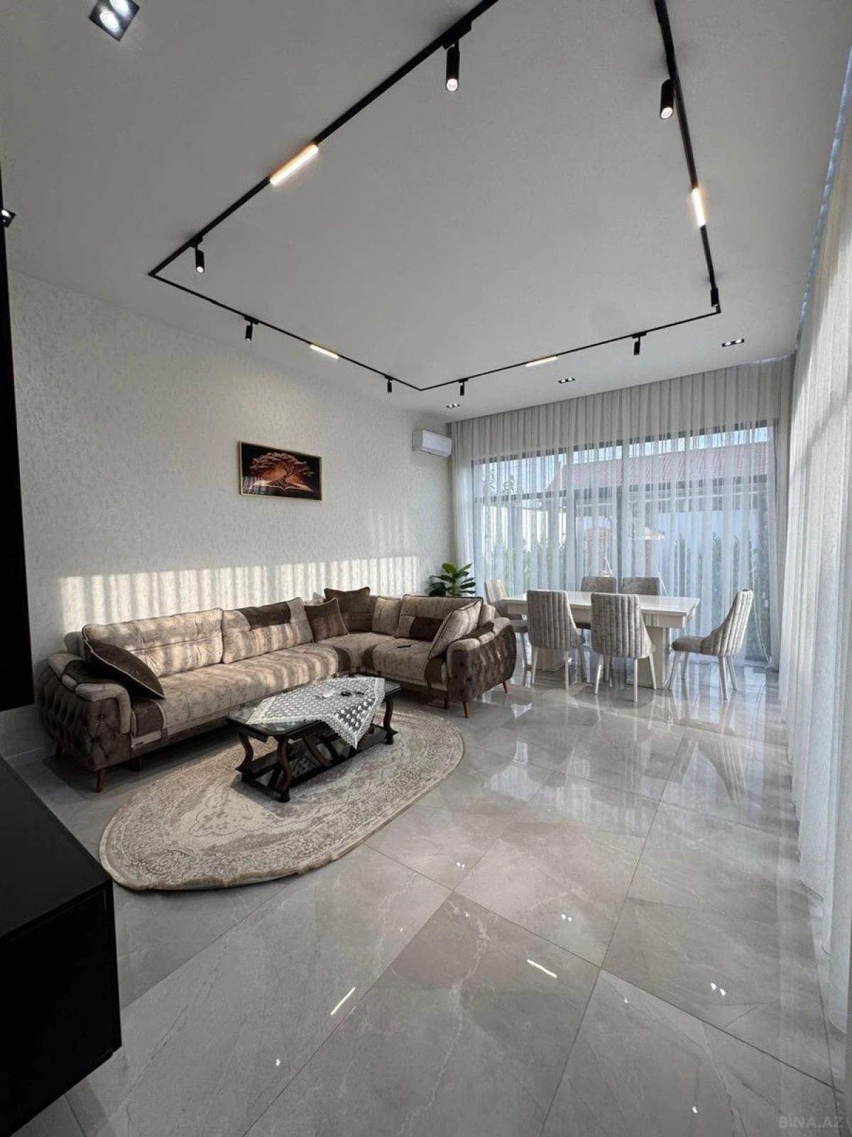Kirayə verilir 4 otaqlı həyət evi 240 m²