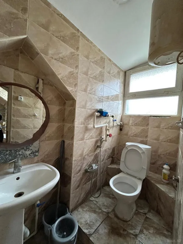 Satılır obyekt 80 m²