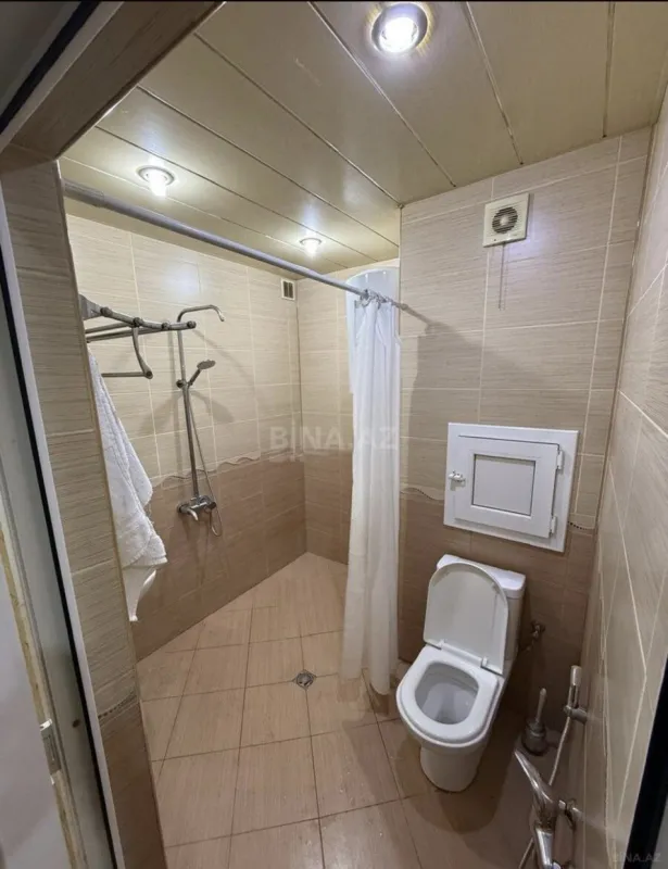 Satılır 4 otaqlı mənzil 105 m²