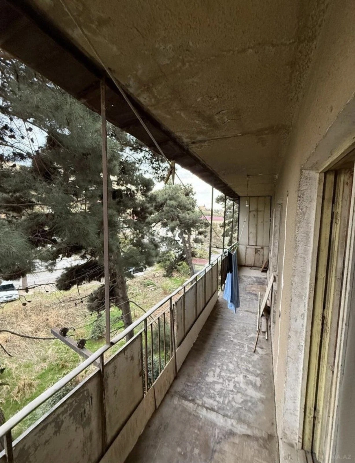 Satılır 4 otaqlı mənzil 105 m²