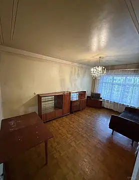Satılır 4 otaqlı mənzil 105 m²