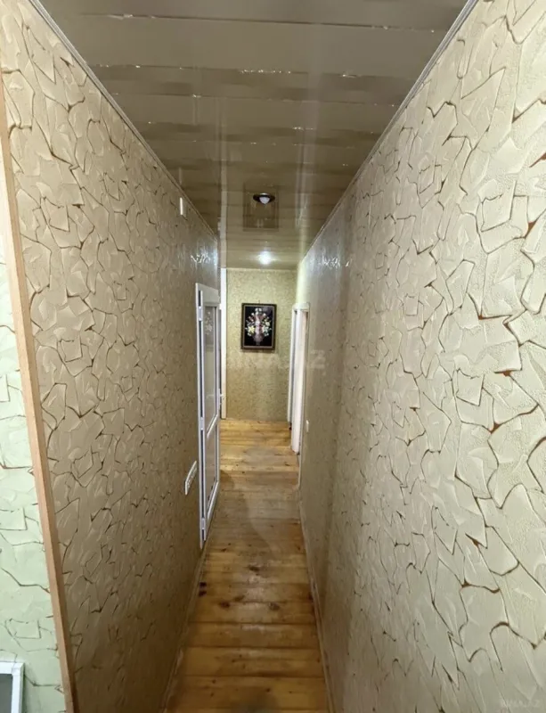 Satılır 4 otaqlı mənzil 105 m²