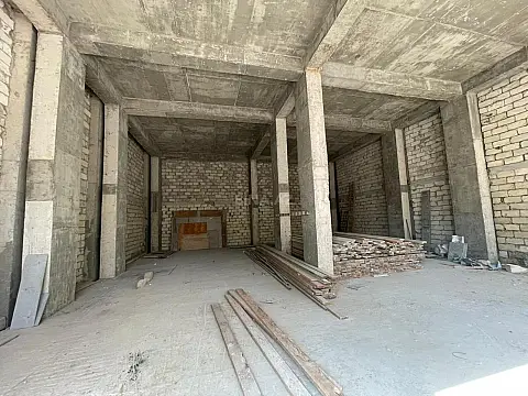 Kirayə verilir obyekt 165 m²