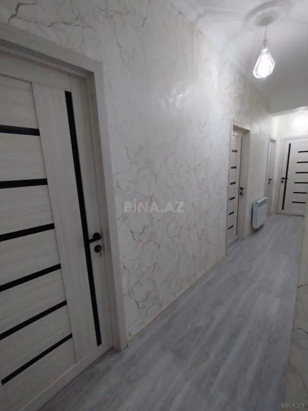 Satılır 2 otaqlı mənzil 71 m²