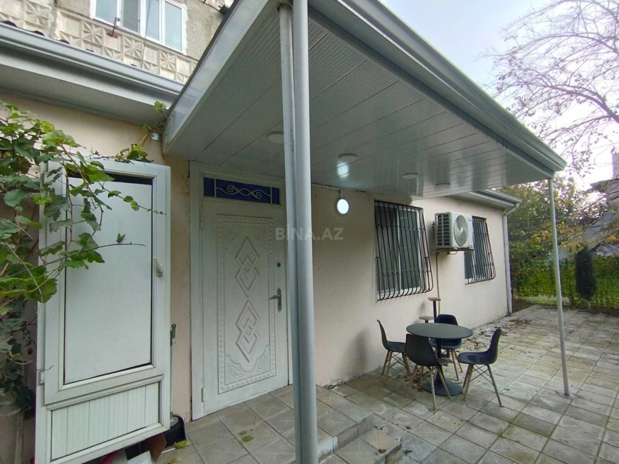 Satılır 3 otaqlı mənzil 111 m²