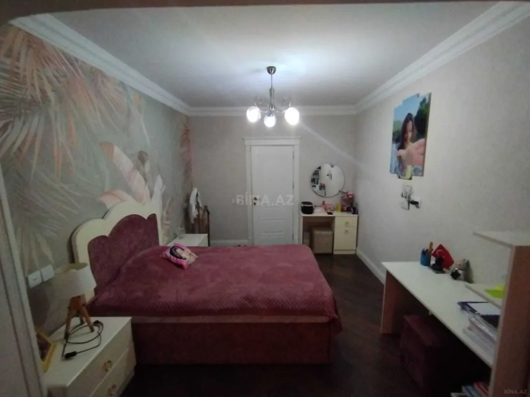 Satılır 3 otaqlı mənzil 111 m²