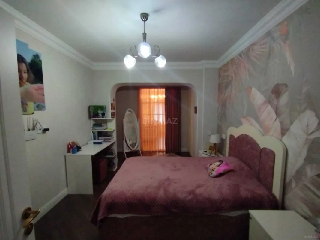 Satılır 3 otaqlı mənzil 111 m²