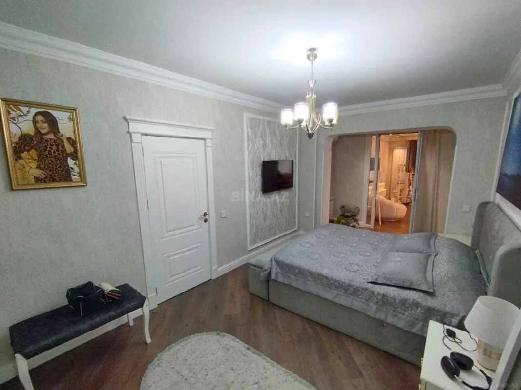 Satılır 3 otaqlı mənzil 111 m²
