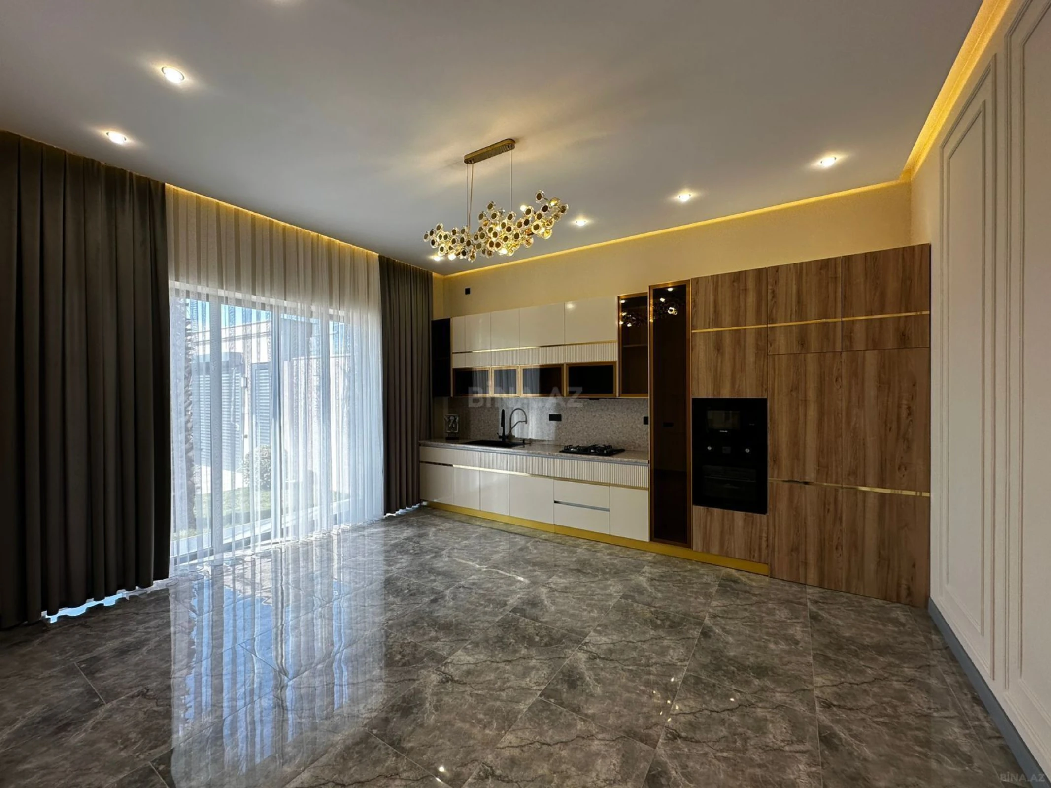 Satılır 4 otaqlı həyət evi 150 m²