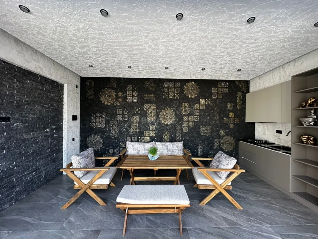 Satılır 4 otaqlı həyət evi 150 m²