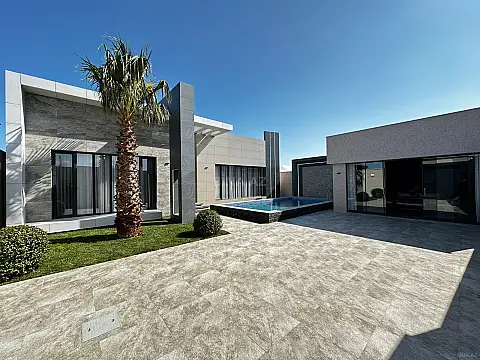 Satılır 4 otaqlı həyət evi 150 m²