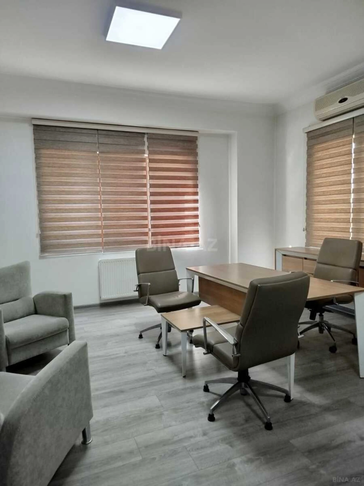 Kirayə verilir 6 otaqlı ofis 320 m²
