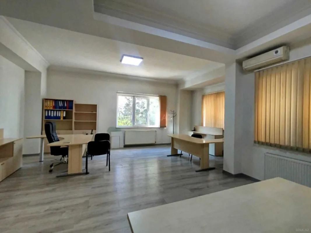 Kirayə verilir 6 otaqlı ofis 320 m²